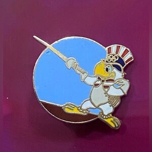 Vintage 1984 Olympics Fencing Souvenir Pin #9097